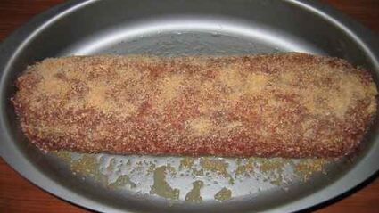 рулет мясной с фаршем и макаронами