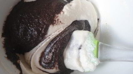 рулет с черемухой и рикоттой