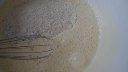 рулет с черемухой и рикоттой