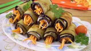 Рулетики из баклажанов с морковкой и чесноком