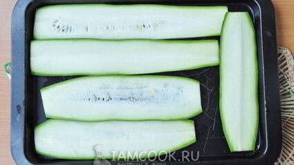 рулетики из кабачка с куриной грудкой в мультиварке