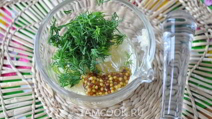 рулетики из кабачка с куриной грудкой в мультиварке