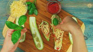 Рулетики из кабачков