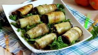 Рулеты из баклажанов с сыром и чесноком