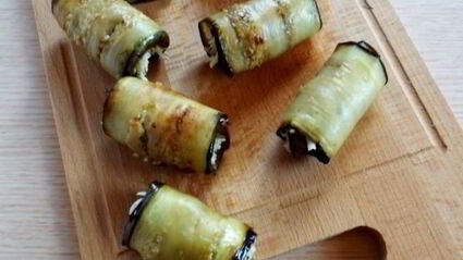 рулеты из баклажанов с сыром и чесноком