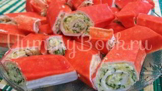 Рулеты из крабовых палочек