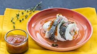 Рулеты из сибаса с креветками