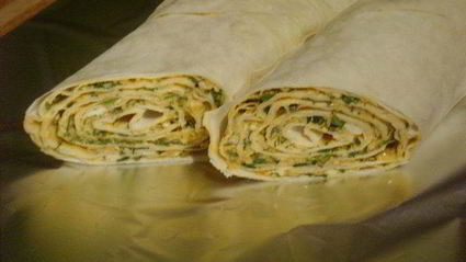 турецкие рулеты с брынзой