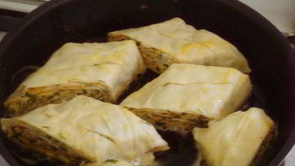 турецкие рулеты с брынзой