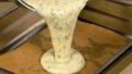 яичный рулет с копченой сельдью