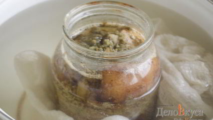 сало с чесноком на водяной бане в банке