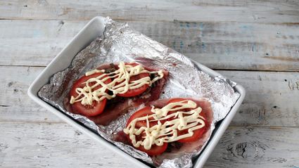 свинина грибы помидоры сыр в духовке