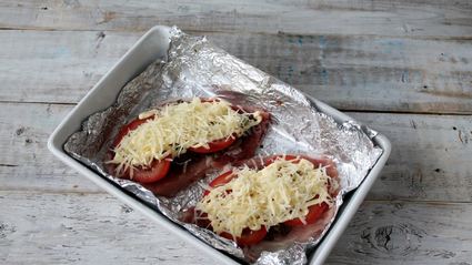 свинина грибы помидоры сыр в духовке