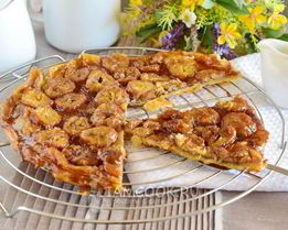 Банановый тарт-татен на слоеном тесте