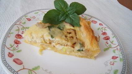 тарт с кабачком и базиликом на слоеном тесте