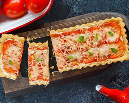 Тарт с помидорами и сыром