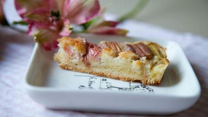 тарт с ревенем и миндалем