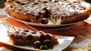 Тарт с вишней и белым шоколадом