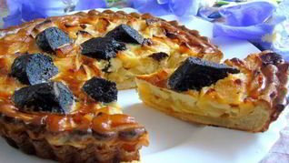 Тарт с яблоками и Boudin Noir