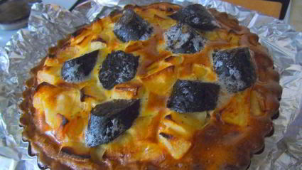 тарт с яблоками и boudin noir