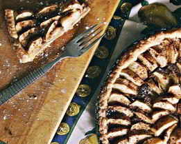 Яблочный тарт с корицей