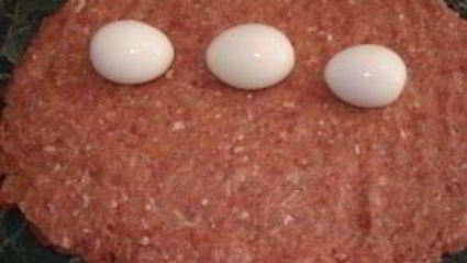 яйца в фарше в духовке