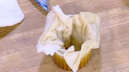 яйца, запеченные с шампиньонами и луком в тесте фило