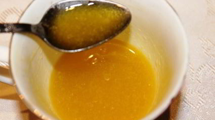 закуска из авокадо, груши и креветок