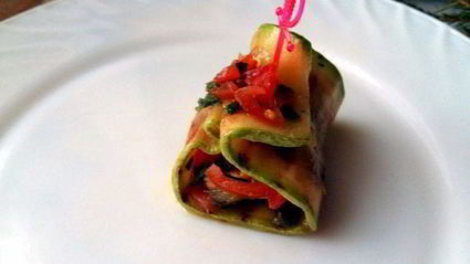 закуска из кабачков с рыбой на шпажках