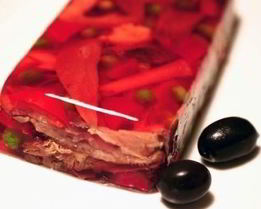 Заливной говяжий язык