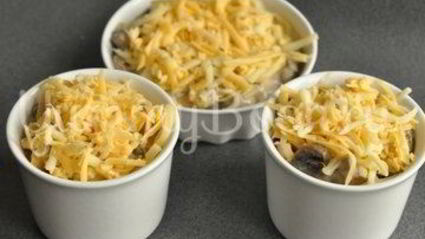 жюльен с курицей и грибами